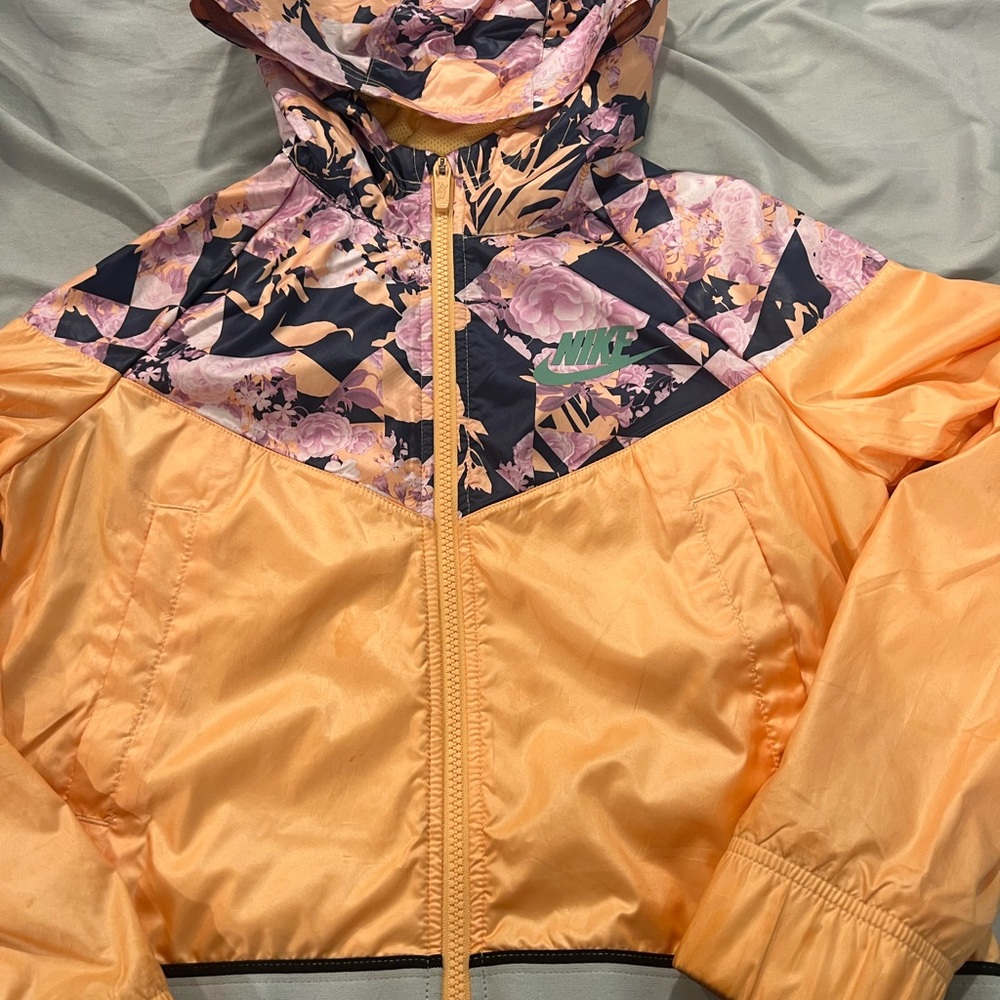 Nike Floral Windbreaker Jacket - Peach and Floral